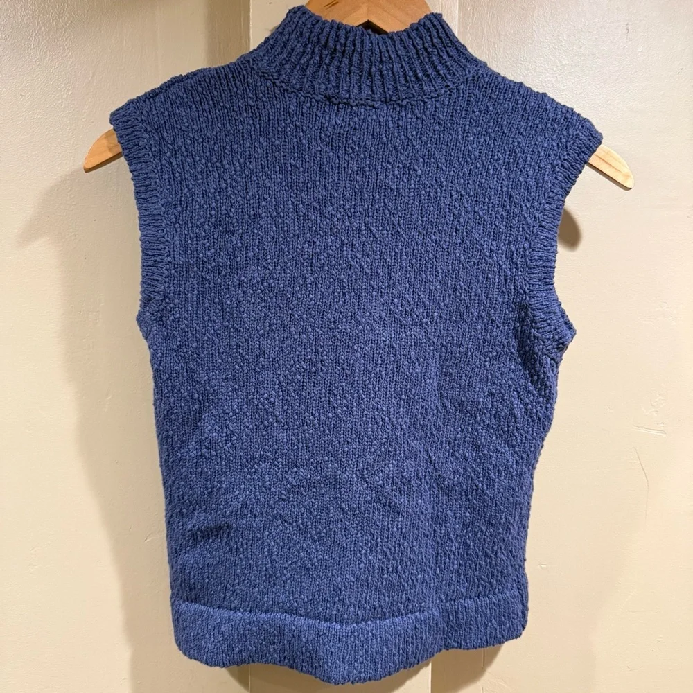 Meshki Azalea Sleeveless Knit Top - Picture 3 of 5